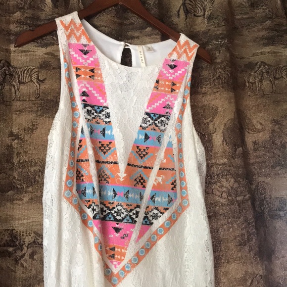 Dress - Picture 2 of 4